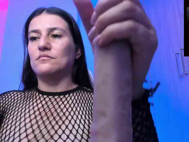 Saskyaajohnson webcam