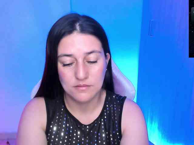 Saskyaajohnson webcam