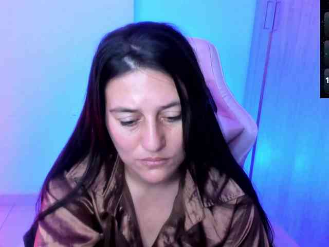 Saskyaajohnson webcam