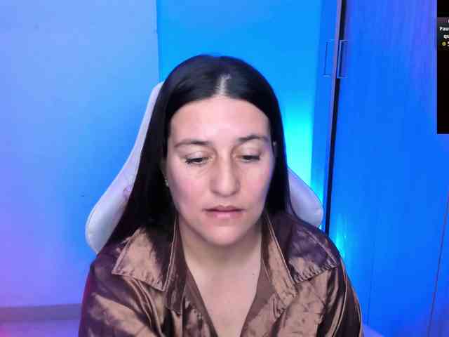 Saskyaajohnson webcam