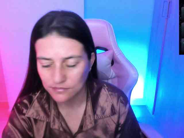 Saskyaajohnson webcam