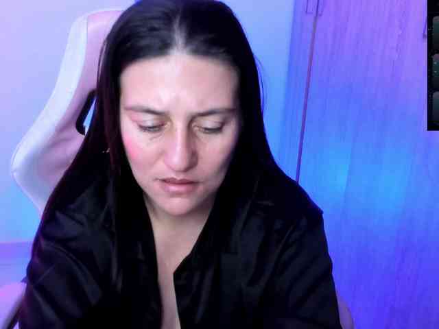 Saskyaajohnson webcam