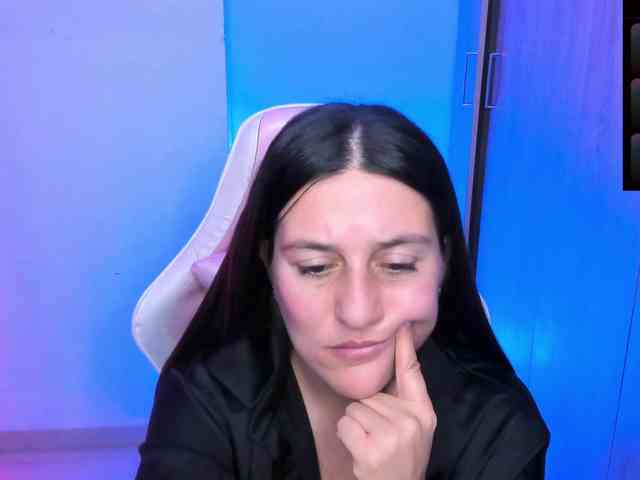 Saskyaajohnson webcam