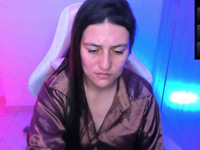 Saskyaajohnson webcam