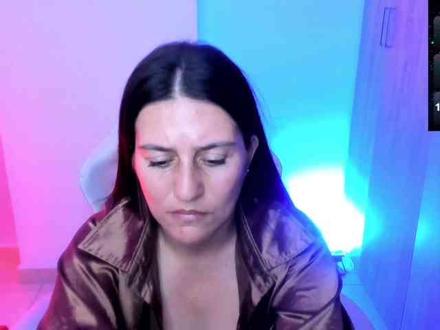 Saskyaajohnson webcam