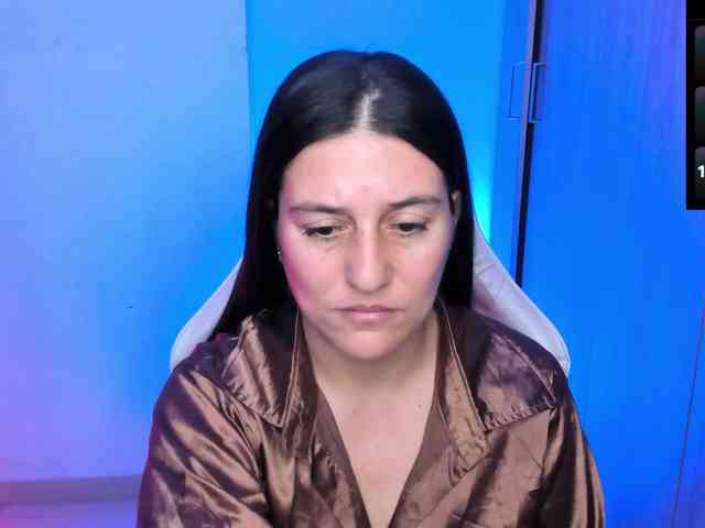 Saskyaajohnson webcam