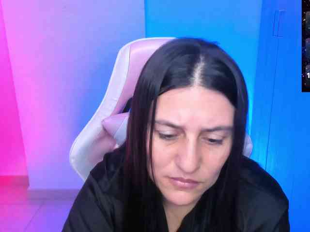 Saskyaajohnson webcam