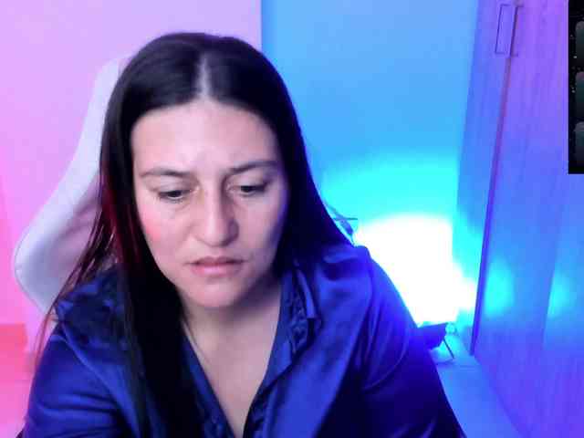 Saskyaajohnson webcam