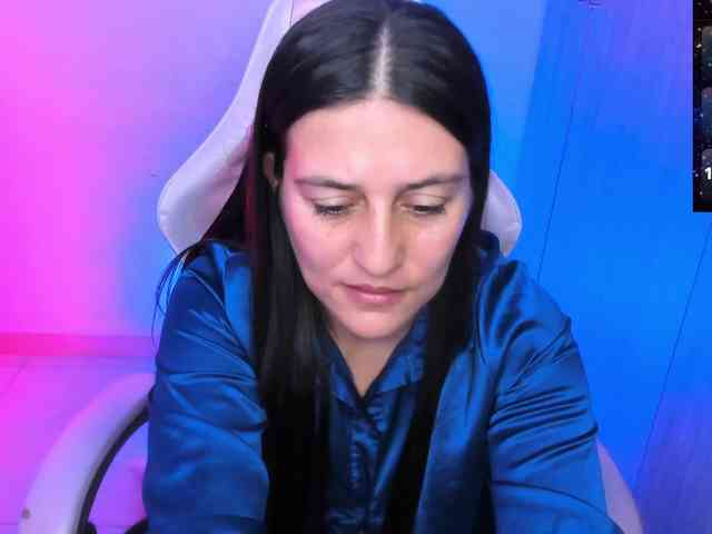 Saskyaajohnson webcam