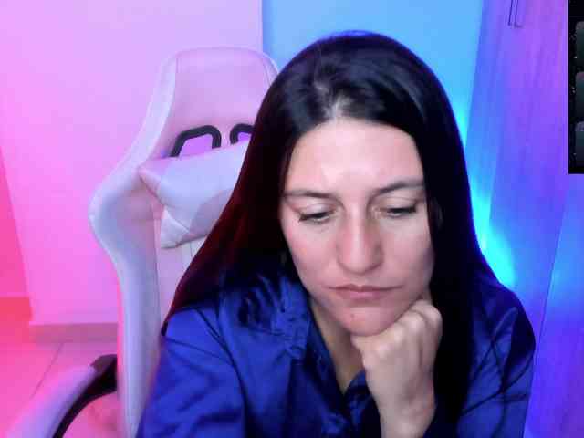 Saskyaajohnson webcam