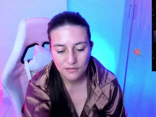Saskyaajohnson webcam