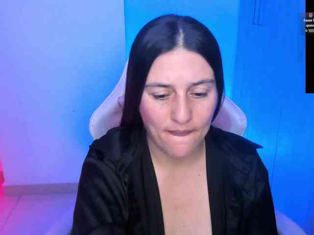 Saskyaajohnson webcam