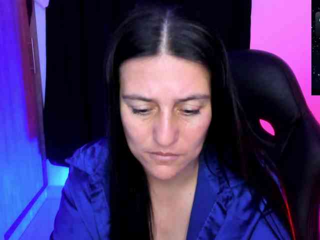 Saskyaajohnson webcam