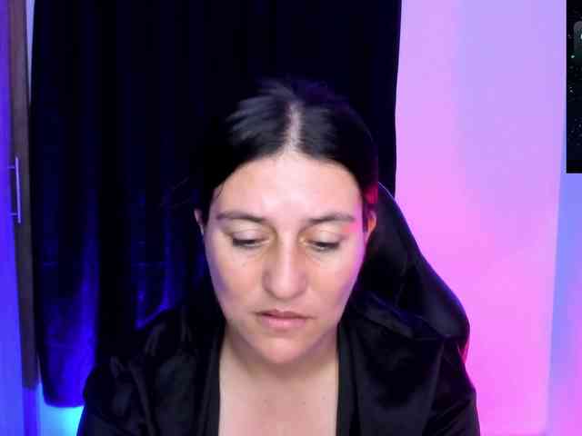 Saskyaajohnson webcam