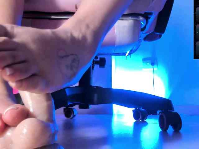 Saskyaajohnson webcam