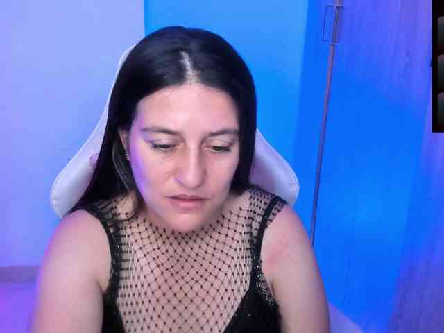 Saskyaajohnson webcam