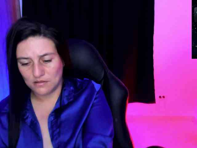 Saskyaajohnson webcam