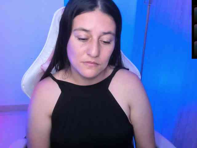 Saskyaajohnson webcam