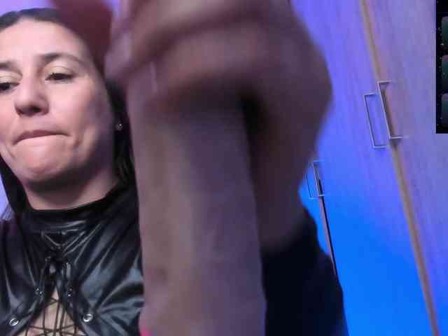 Saskyaajohnson webcam
