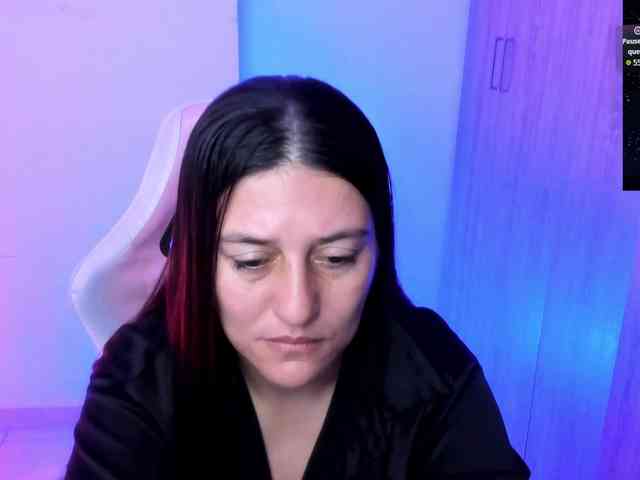 Saskyaajohnson webcam