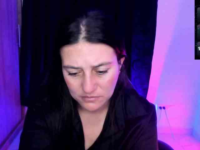 Saskyaajohnson webcam
