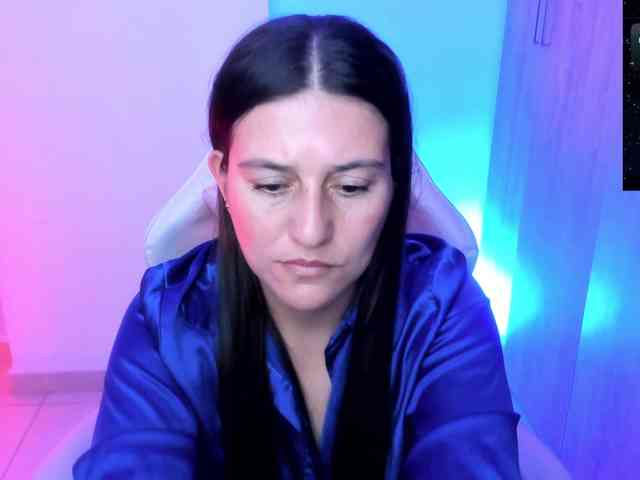 Saskyaajohnson webcam