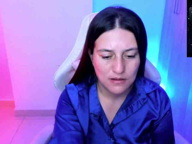 Saskyaajohnson webcam