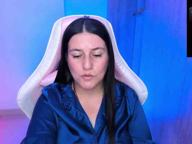 Saskyaajohnson webcam