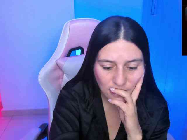 Saskyaajohnson webcam