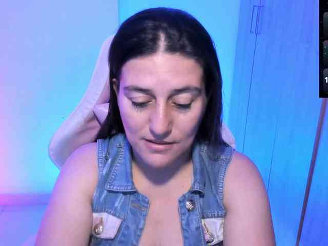 Saskyaajohnson webcam