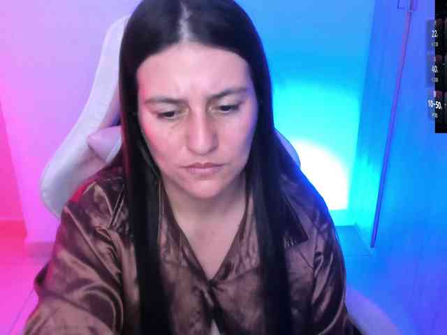 Saskyaajohnson webcam