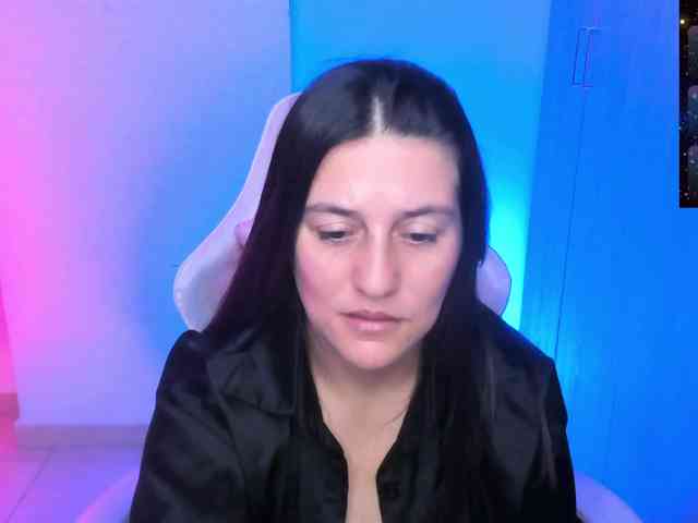 Saskyaajohnson webcam
