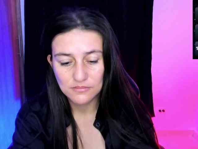 Saskyaajohnson webcam