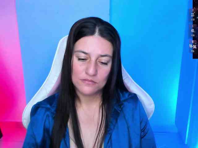Saskyaajohnson webcam