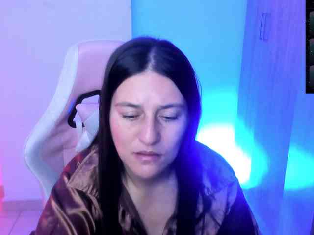 Saskyaajohnson webcam