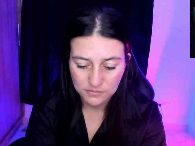 Saskyaajohnson webcam
