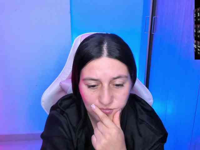 Saskyaajohnson webcam