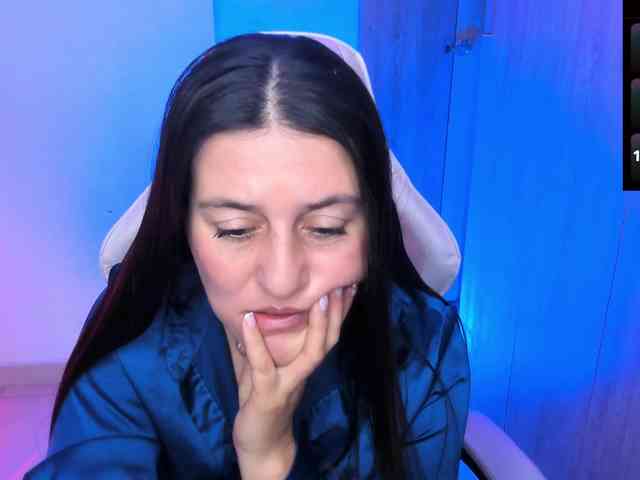 Saskyaajohnson webcam