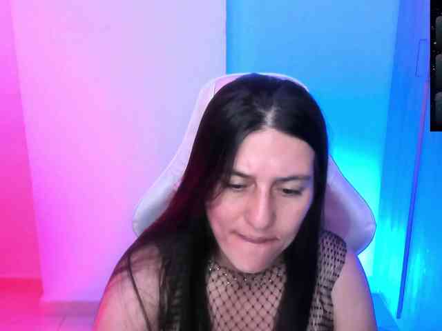 Saskyaajohnson webcam