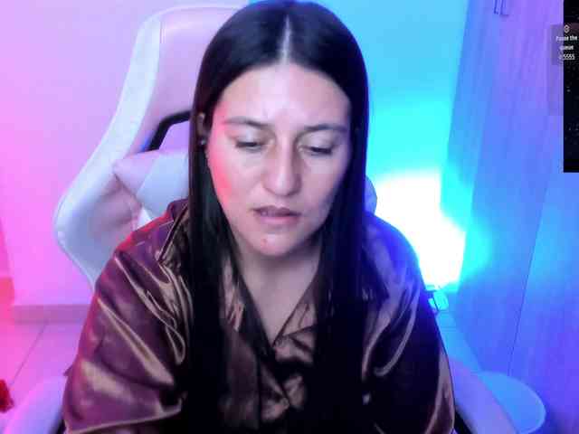 Saskyaajohnson webcam