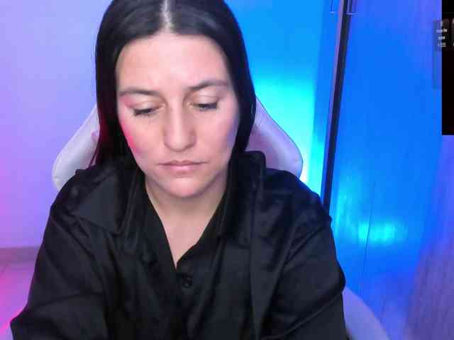 Saskyaajohnson webcam