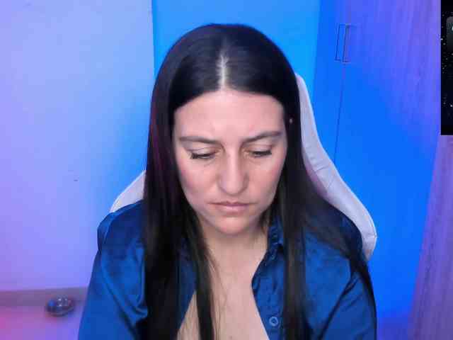 Saskyaajohnson webcam