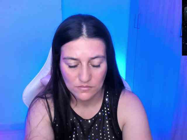 Saskyaajohnson webcam