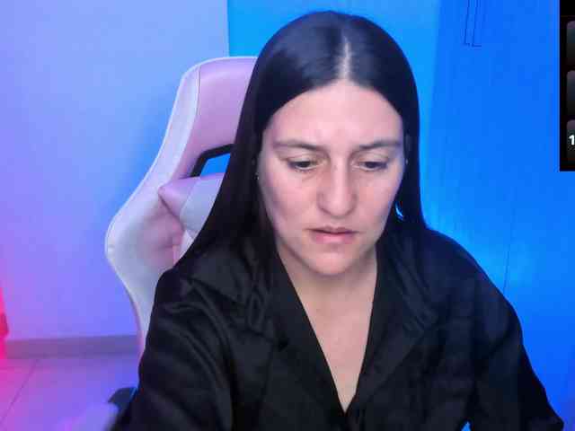 Saskyaajohnson webcam