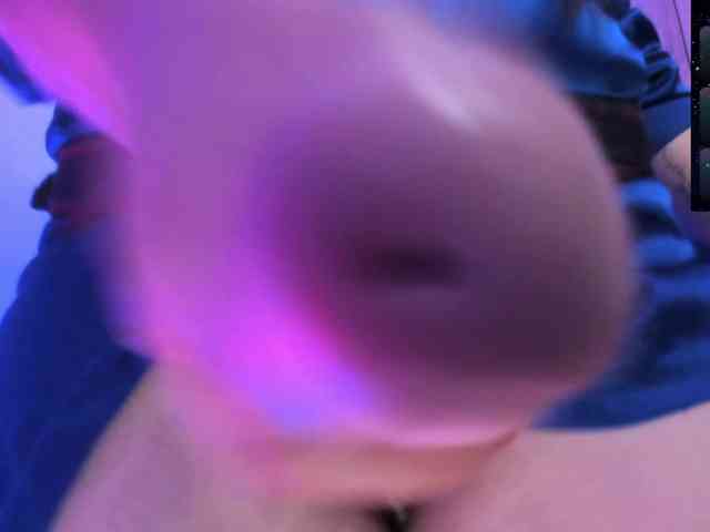 Saskyaajohnson webcam