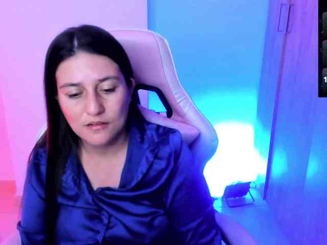 Saskyaajohnson webcam