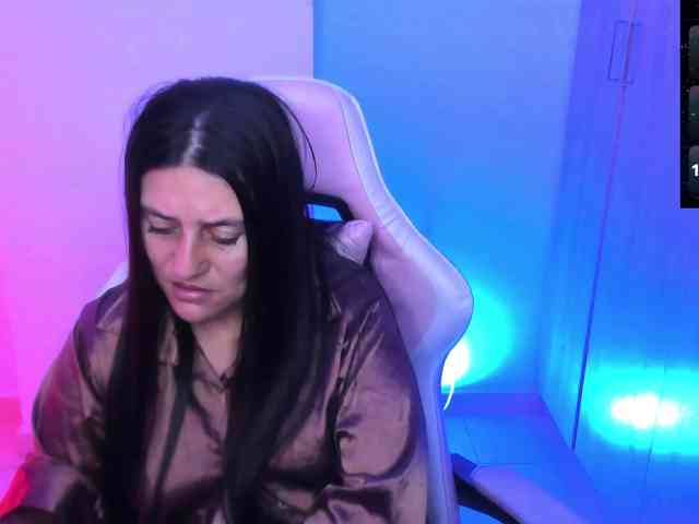 Saskyaajohnson webcam