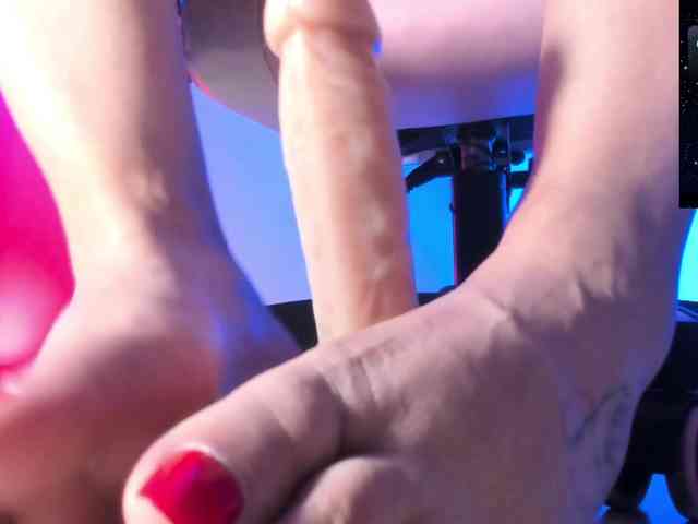 Saskyaajohnson webcam