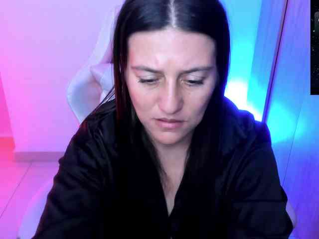 Saskyaajohnson webcam