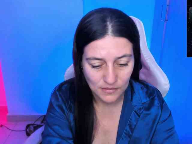Saskyaajohnson webcam